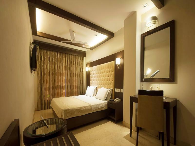 Metropolis Tourist Home New Delhi Eksteriør billede